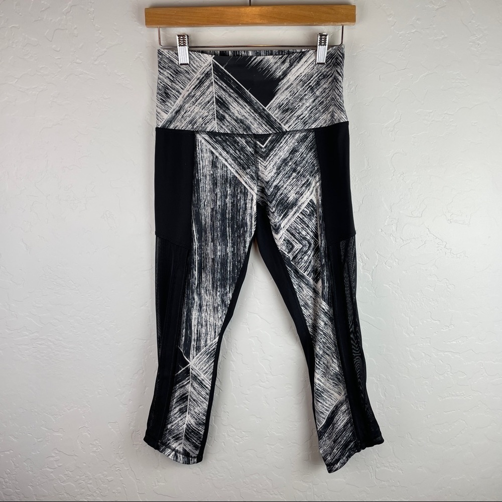 Lululemon Hot To Street Crop Leggings Heat Wave White Black Mesh Yoga Pants 6 - Picture 4 of 8